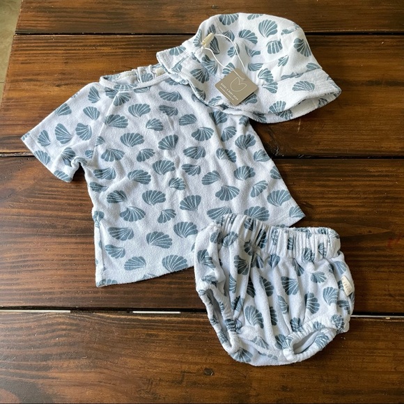 Bobby G Baby Wear Toweling Set Top, Shorts, Bucket Hat Toddler 12-18M - Picture 1 of 4